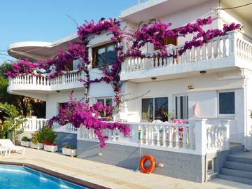 Apartment for 7 People in West Coast Crete, Crete, Photo 1