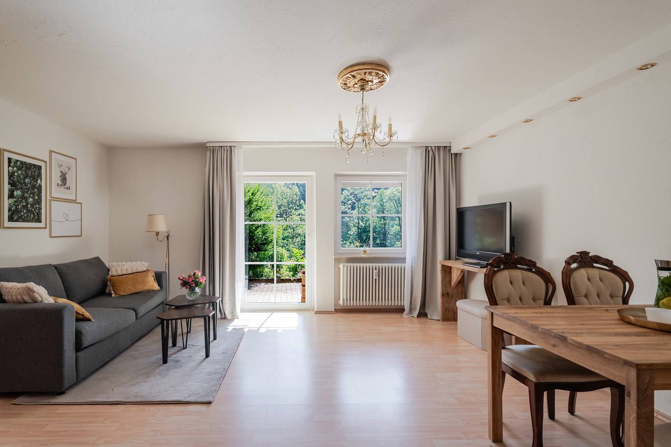 Ganze Wohnung, Apartment 'Rai Mattiss' mit Bergblick, privater Terrasse und Wlan in Oberharmersbach, Mittlerer Schwarzwald