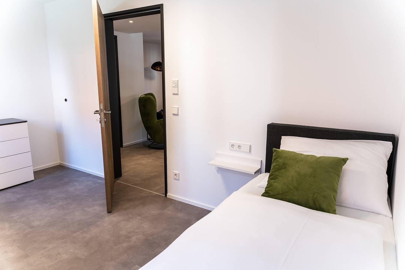 Ganze Ferienwohnung, Apartments im Hof by Gasthof Linde - Apartment 1 in Albstadt, Neckar-Alb