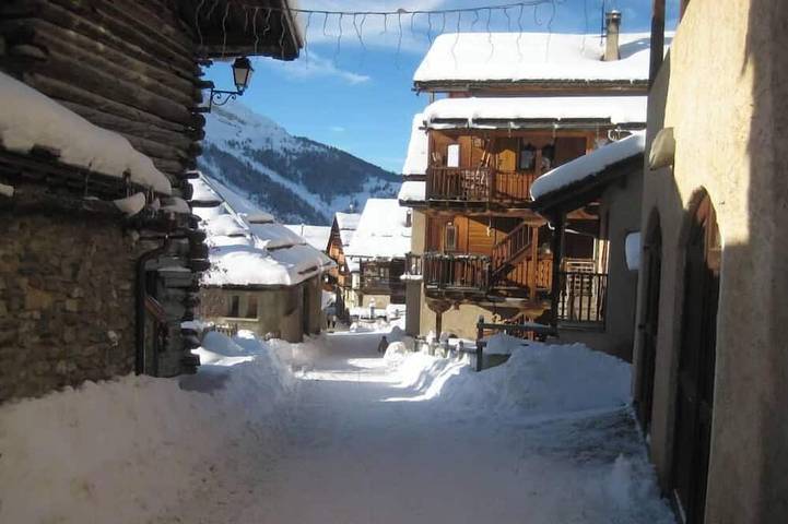 Chalet für 8 Personen, mit Terrasse und Garten - 1