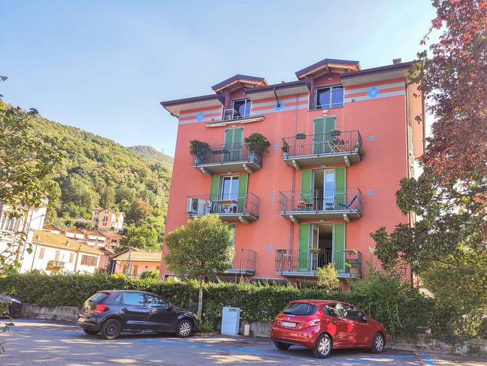 Ferienwohnung für 3 Personen, mit Balkon und Seeblick in Luganer See (Lombardei)