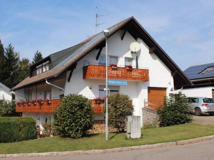 Ferienwohnung für 3 Personen, mit Garten und Balkon, kinderfreundlich - 1