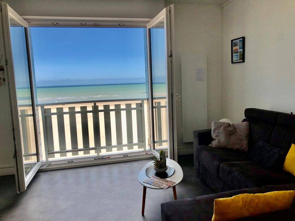 Appartement entier, Appartement sur la plage de Malo les bains vue mer in Plage de Malo-les-Bains, Dunkerque