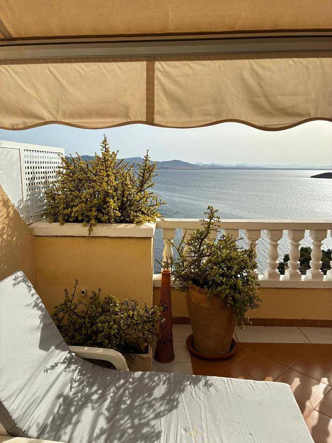 Gîte pour 5 personnes, avec vue ainsi que terrasse et piscine dans La Manga del Mar Menor - 3