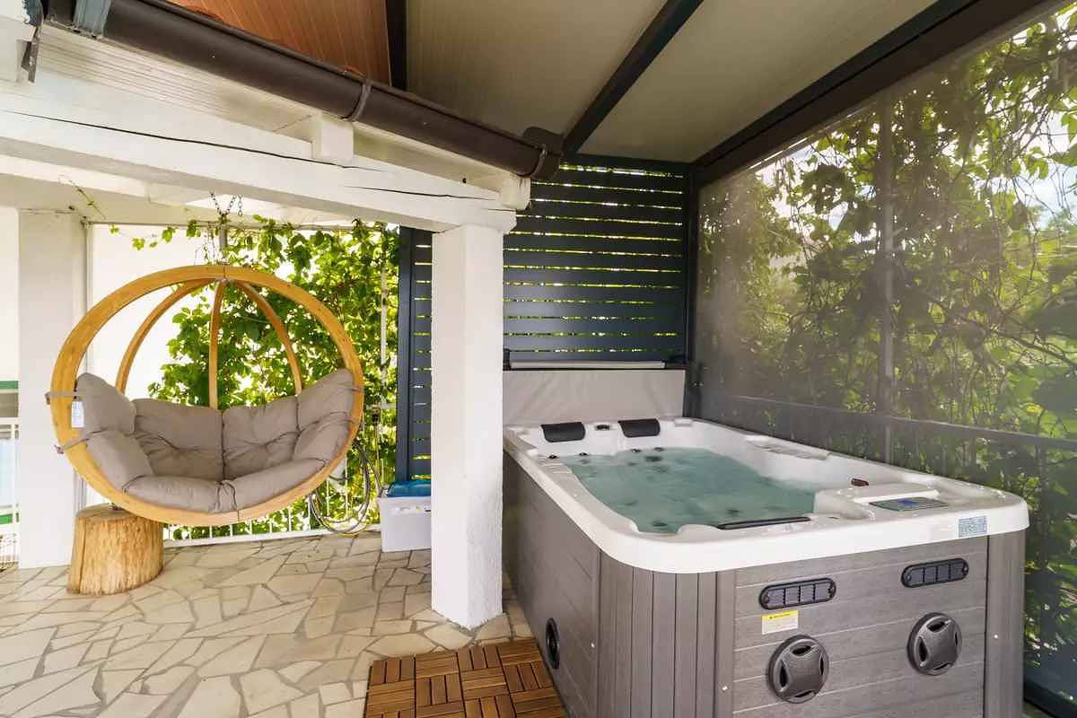 Holiday home with whirlpool and air conditioning  in Dramalj, Primorje-Gorski Kotar