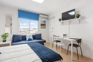 Studio for 4 People in Málaga Central District, Malaga, Photo 4
