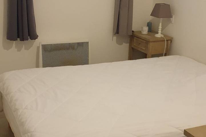 Location de vacances pour 2 personnes, avec terrasse et jardin dans Luna Park La Palmyre - 3