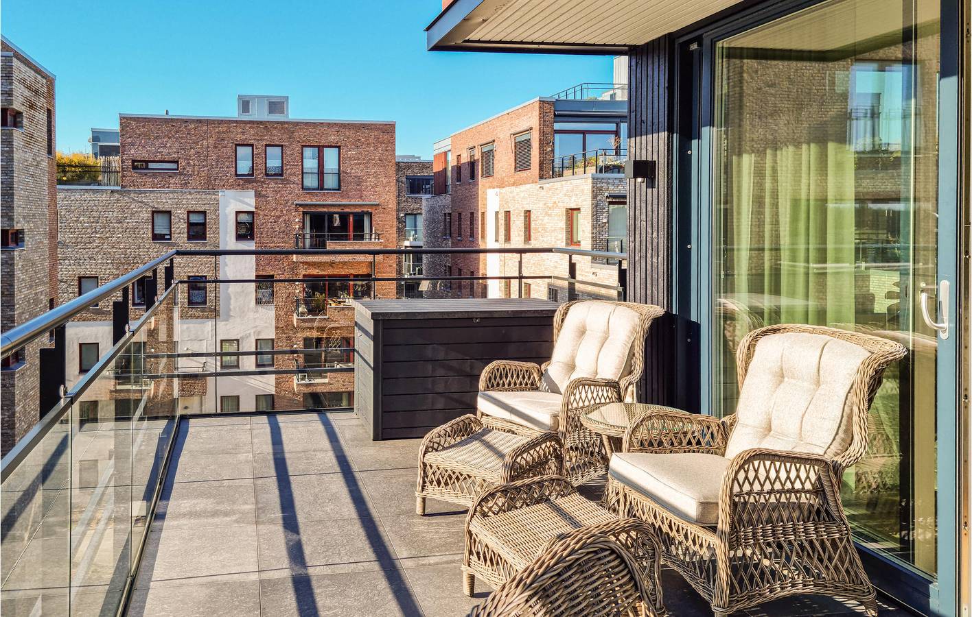 Hel ferielejlighed, Ferielejlighed for 4 personer med terrasse in Kristiansand