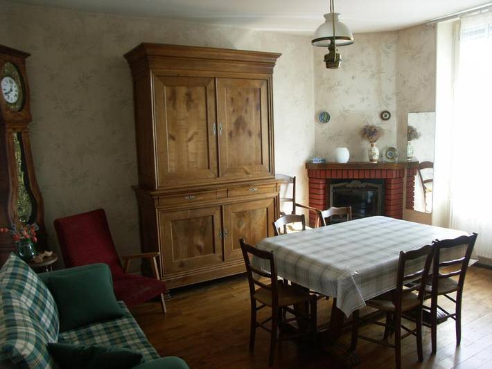 Location de vacances pour 5 personnes, avec terrasse et jardin à Bussière-Poitevine - 4