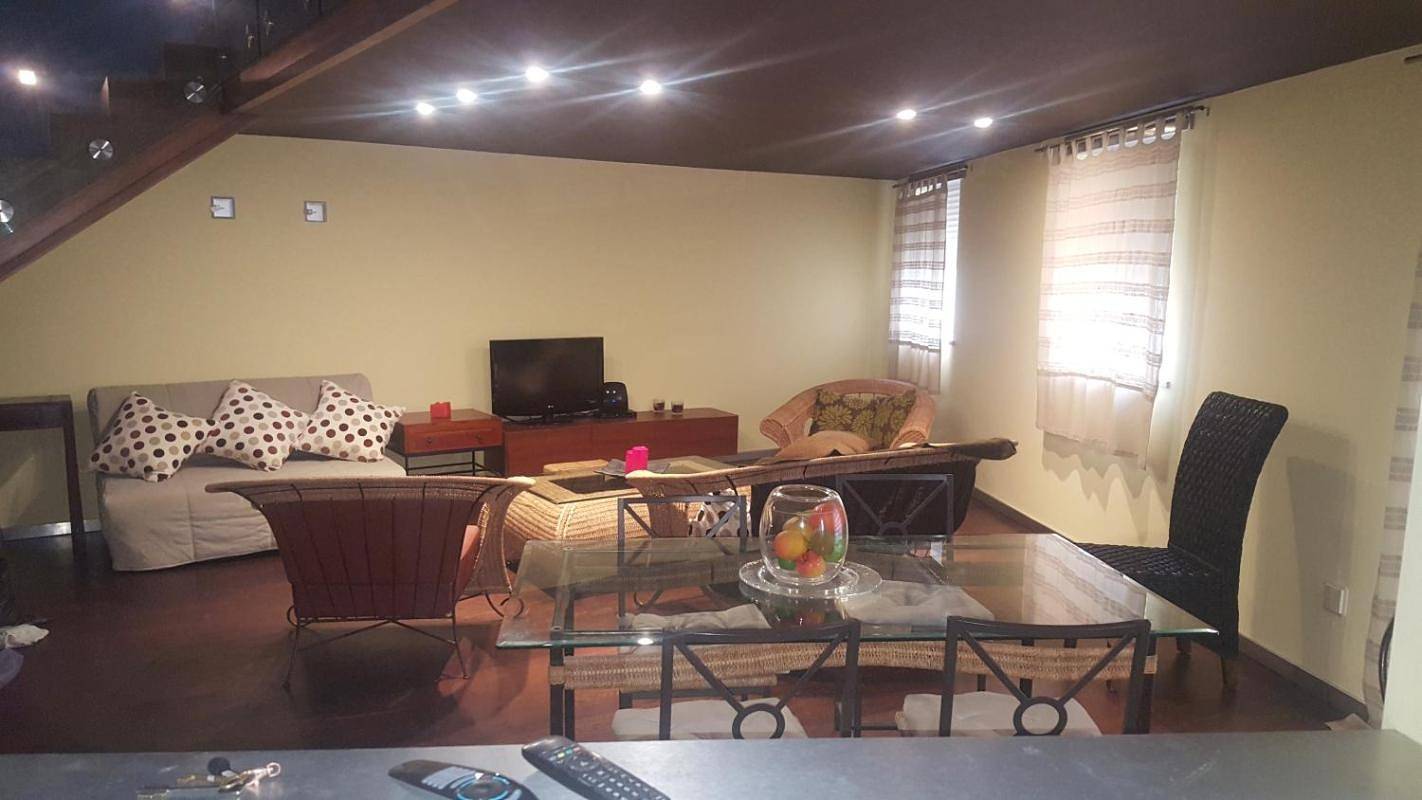 Location De Vacances pour 5 Personnes dans Anjos, Arroios