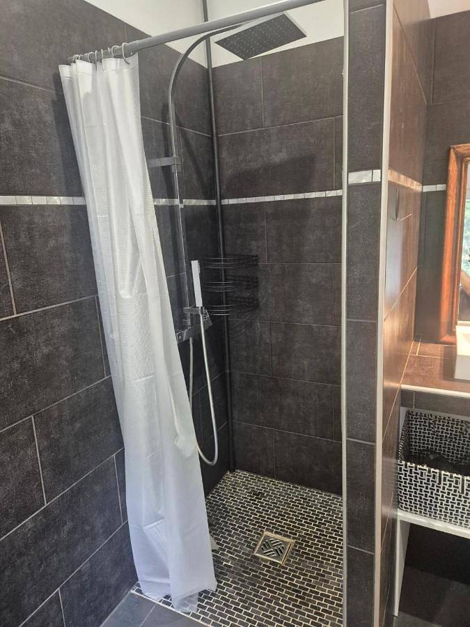 Location de vacances pour 6 personnes, avec piscine et jardin à Isolaccio-di-Fiumorbo - 4