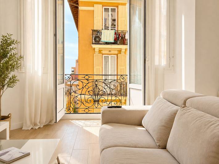 Apartamento entero, Stylish 3-Bedroom Gem Steps from Monaco – Spacious in Beausoleil, Costa mediterránea (Francia)