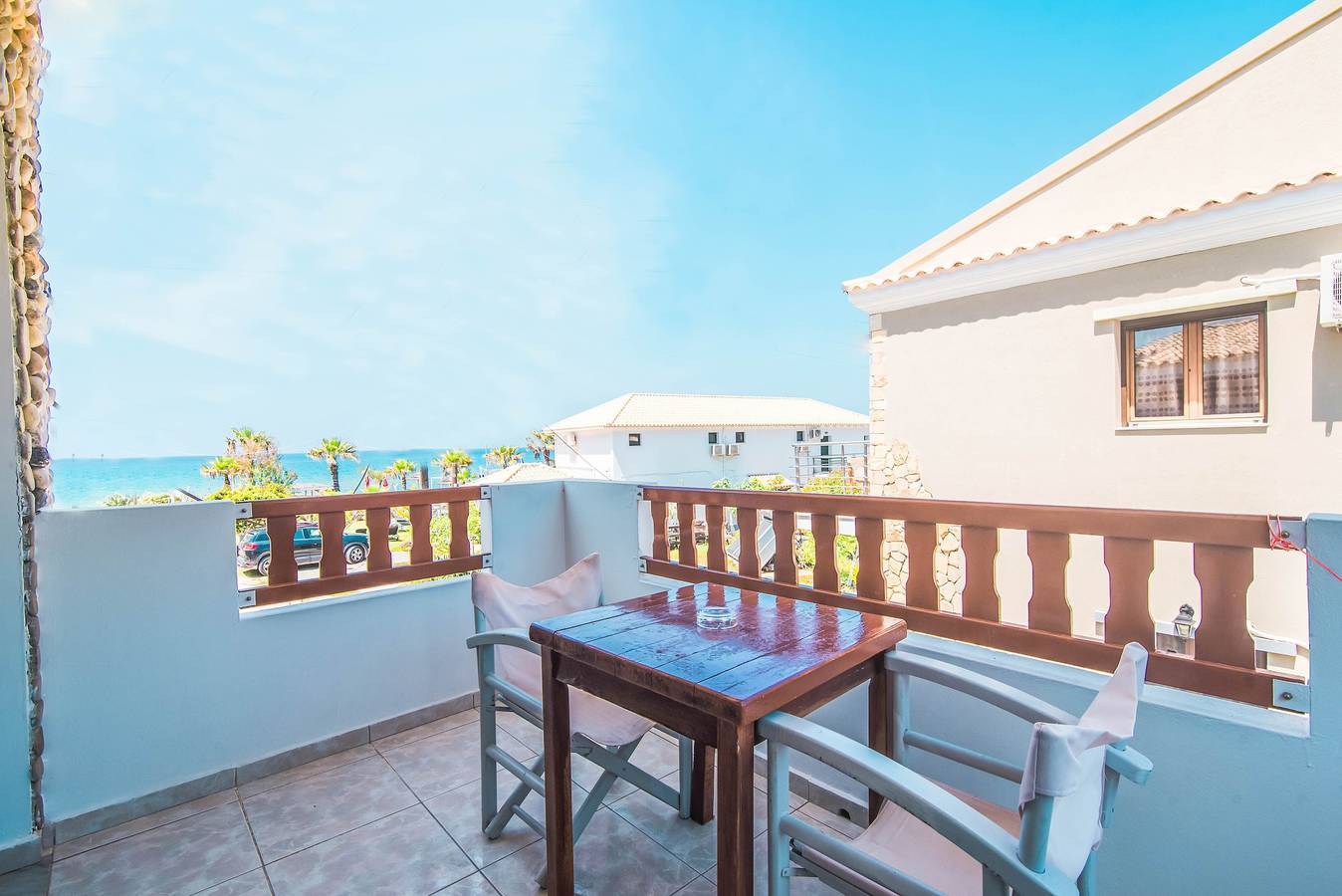 Studio entier, Studio 'Mirage Arillas Studio Type A8' avec vue sur la mer, piscine et Wi-Fi. in Arillas, Corfou