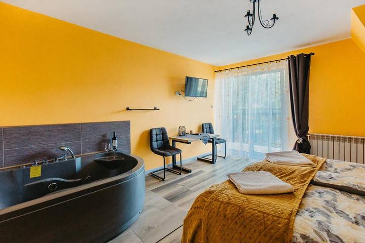 Dom gościnny dla 6 osób, z Balkon i Taras oraz Jacuzzi i Widok w Biały Dunajec