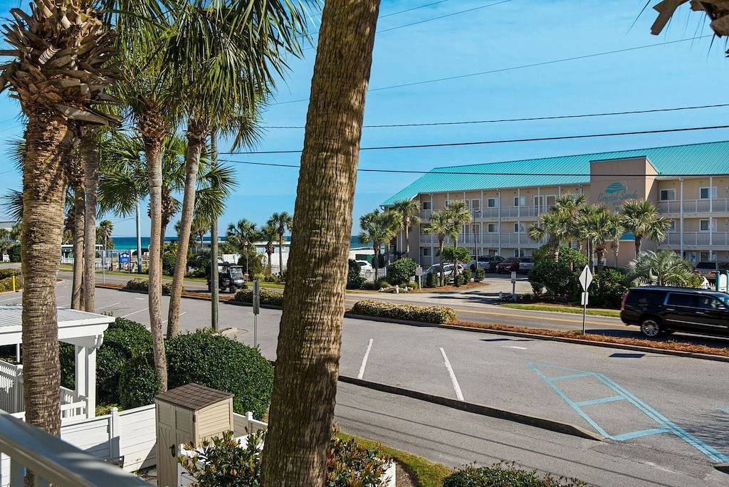 Ganze Wohnung, Fussball Spezial! 650 $ ttl wchtl Kosten! - Updated Condo w / Gulf View! in Destin, Emerald Coast