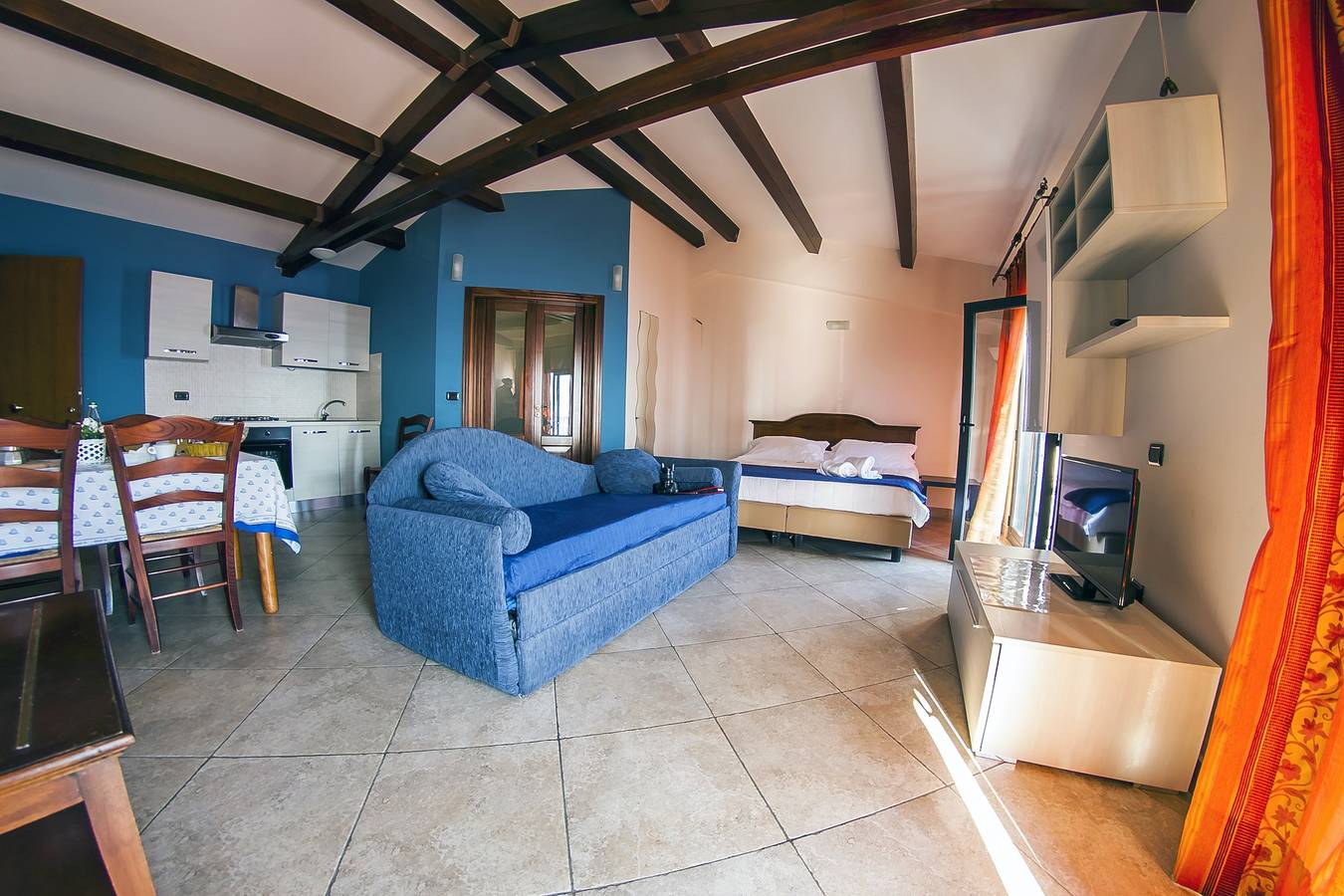 Ganze Wohnung, Charmante Wohnung in Capo Mulini mit Meerblick - 50 m² in Capo Mulini, Acireale