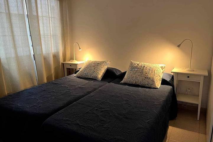 Appartement entier, Appartement Spacieux Pres De La Plage in Puerto de Tazacorte, Tazacorte
