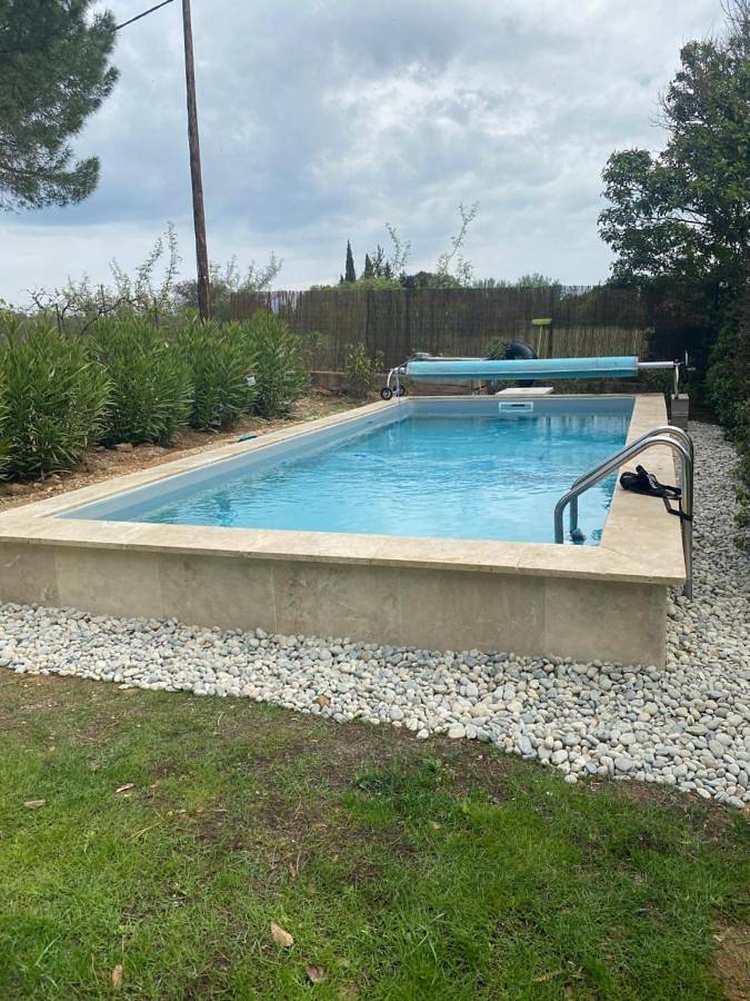 Studio Havre de paix au pont du gard Piscine et Jacuzzi chez Valerie Payre in Vers-Pont-du-Gard, Nimes und Umgebung