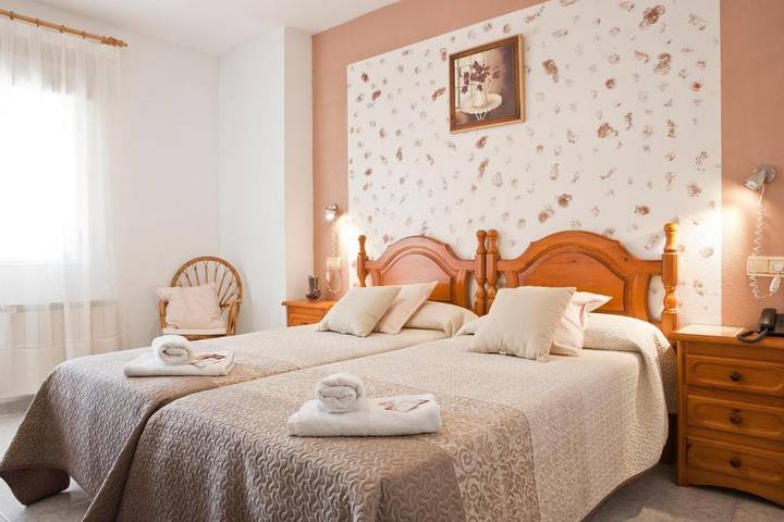 Hotel para 2 personas, con vistas y balcón en Valle del Ambroz - 2