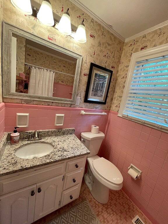 Vacation rental for 9 people, with yard and terrace in Murfreesboro