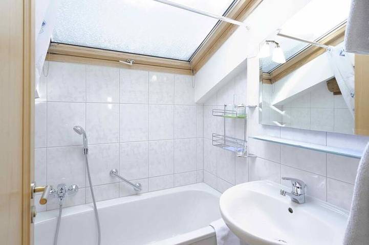 Ferienwohnung für 4 Personen, mit Balkon in Ettal