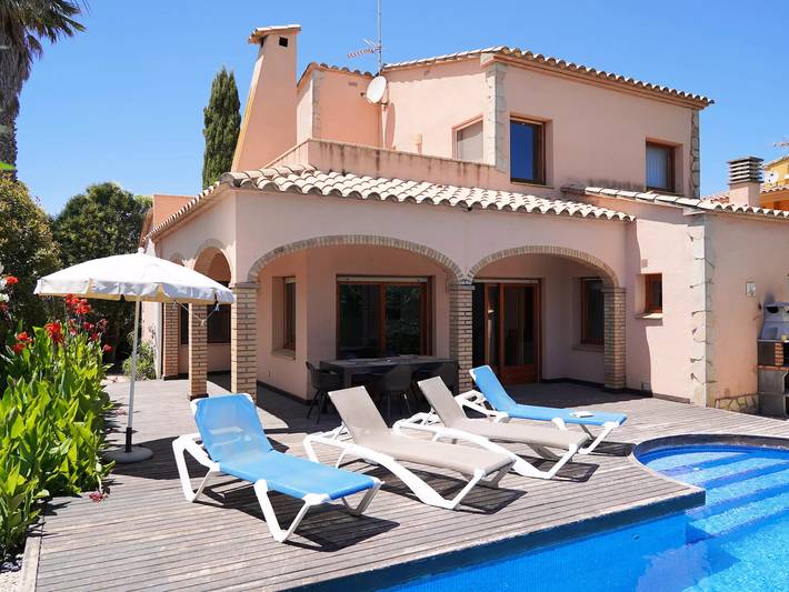 Villa pour 7 personnes, avec jardin à Sant Pere Pescador