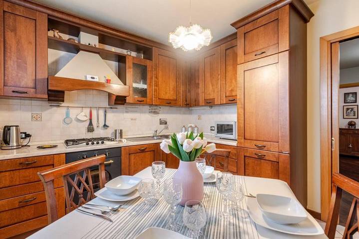 Location de vacances pour 4 personnes, avec jardin et vue à Fontanafredda - 2