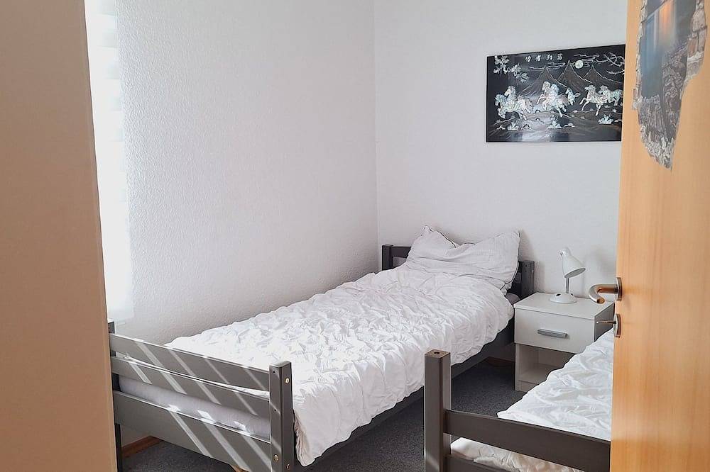 Ganze Wohnung, Fewo-Soltau: Großzügige Ferienwohnung in zentraler Lage. in Soltau, Landkreis Heidekreis