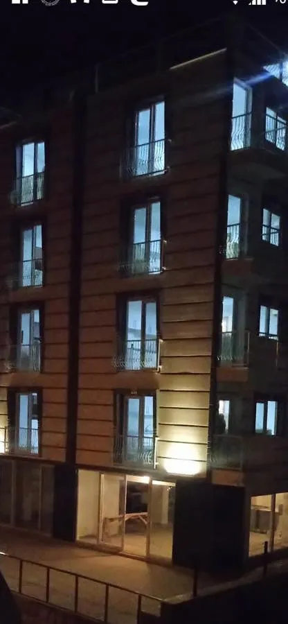 Apartmenthotel für 6 Personen, mit Ausblick und Pool sowie Terrasse, mit Haustier - 1