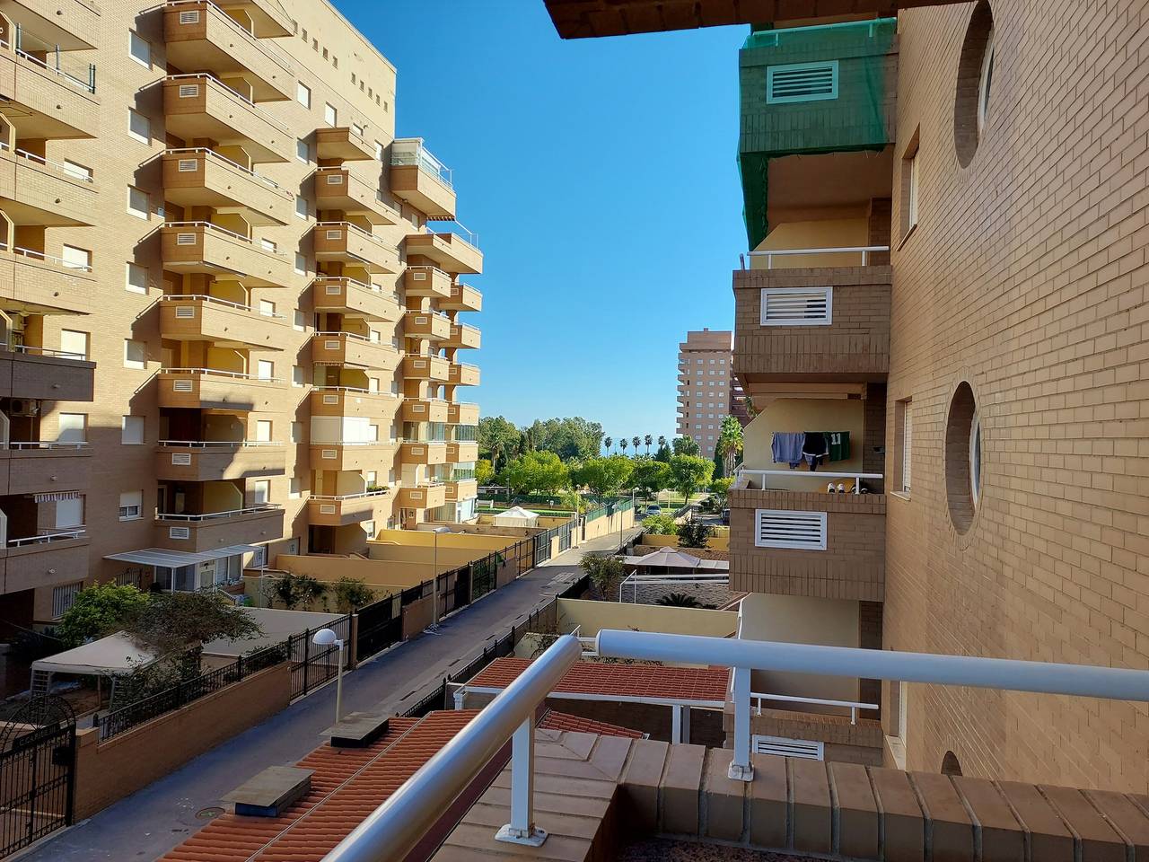 Apartamento entero, Apartamento 'Orodor' con piscina compartida, Wi-Fi y aire acondicionado in Marina d'Or, Oropesa del Mar