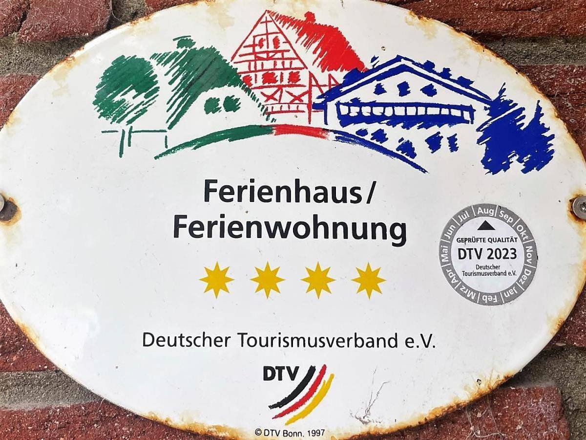 Bellos Ferienbungalow, Hunde willkommen, Sauna, Wlan, eingezäunt, Strandkorb, Zwinger in Neukirchen (Nordfriesland), Nordfriesland