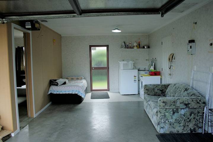 Holiday home for 10 people, with garden, with pets in Bay of Plenty