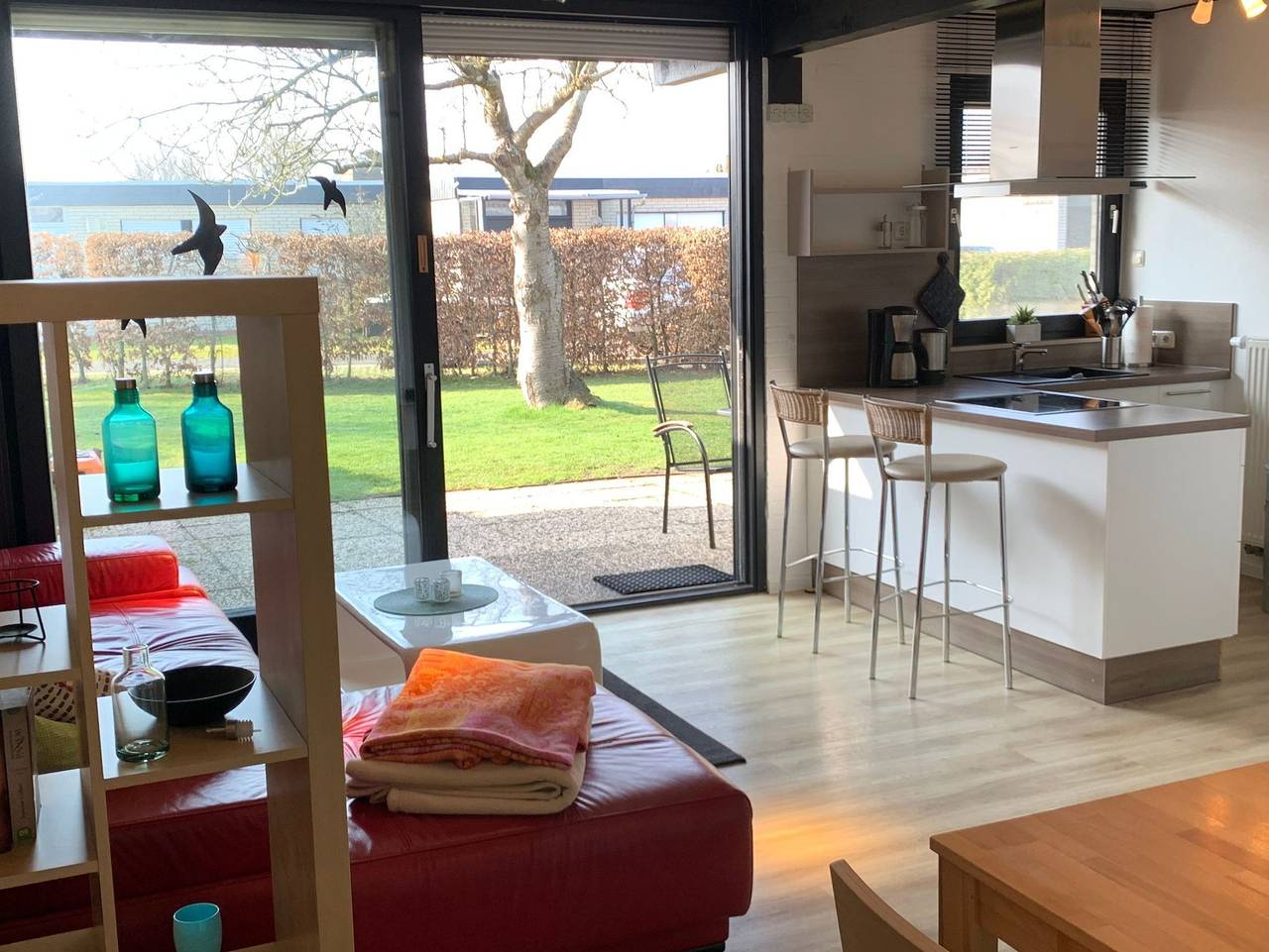 Ganze Ferienwohnung, Komfort-Ferienhaus Aida - neu in Tossens, Butjadingen