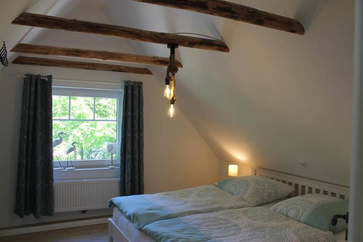 Ferienwohnung für 2 Personen, mit Terrasse und Garten sowie Ausblick in Loquard - 2