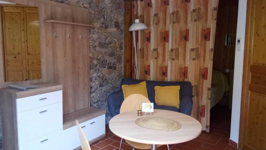 Gîte pour 2 personnes, avec terrasse dans les Pyrénées-Orientales - 4