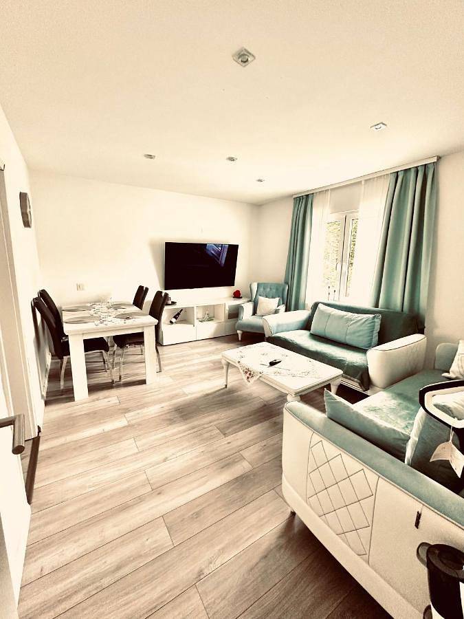 Ferienwohnung für 4 Personen, mit Garten und Ausblick in Bochum