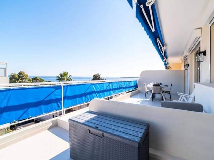 Gîte pour 3 personnes, avec terrasse, adapté aux familles dans Port du Mourre-Rouge