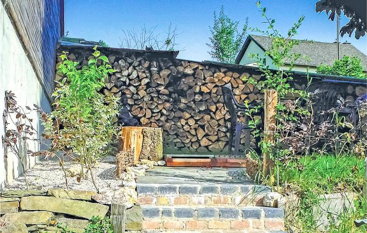 Ganze Ferienwohnung, Ferienwohnung für 5 Personen mit Terrasse in Burg-Reuland, Lüttich und Umgebung