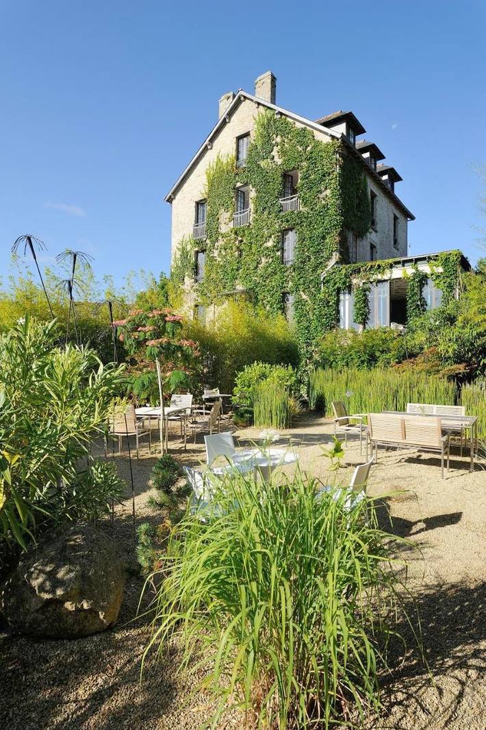 Hôtel pour 2 personnes, avec jardin ainsi que piscine et sauna à Douarnenez