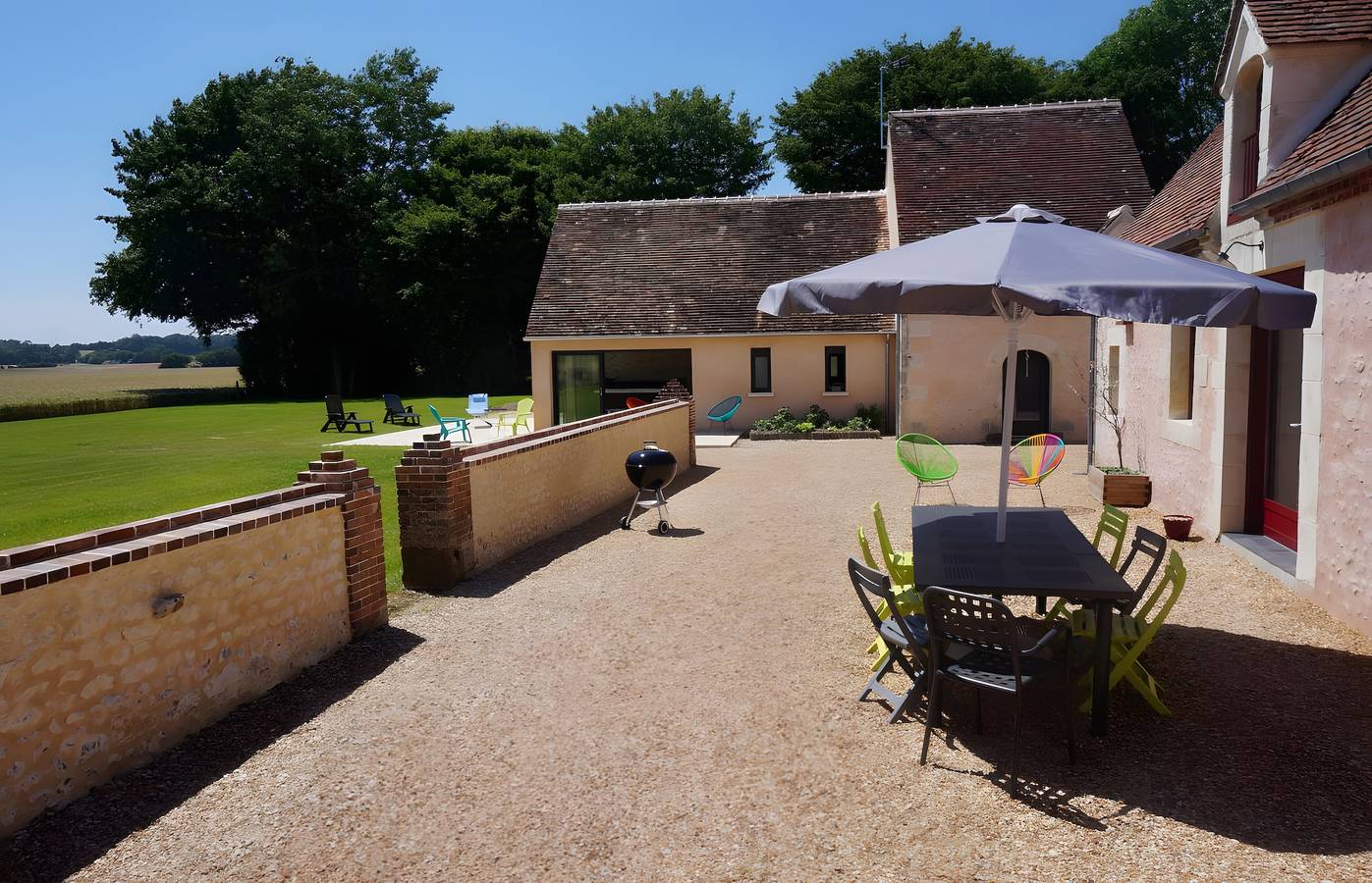 Gîte dans Le Perche avec terrasse privée, jardin, Wi-Fi, sauna et bain à remous in Vichères, Région de Nogent-le-Rotrou