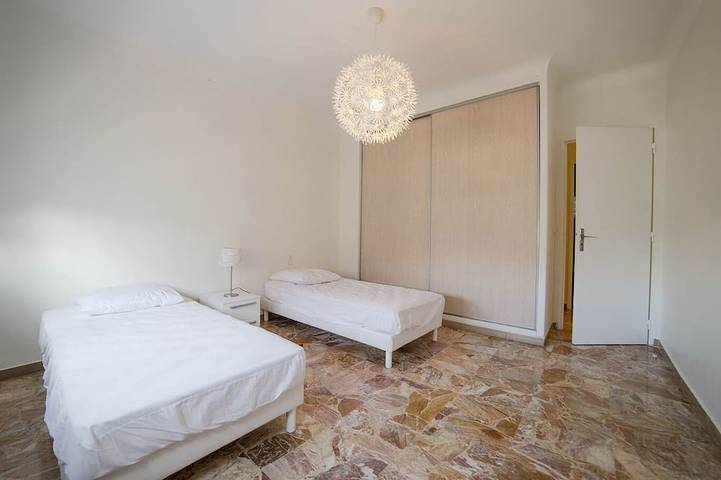 Location de vacances pour 14 personnes, avec jardin et balcon à Pérols - 3