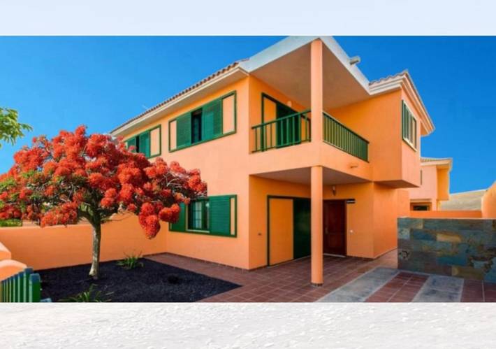 Chalet para 4 personas, con piscina además de vistas y jardín en Tuineje