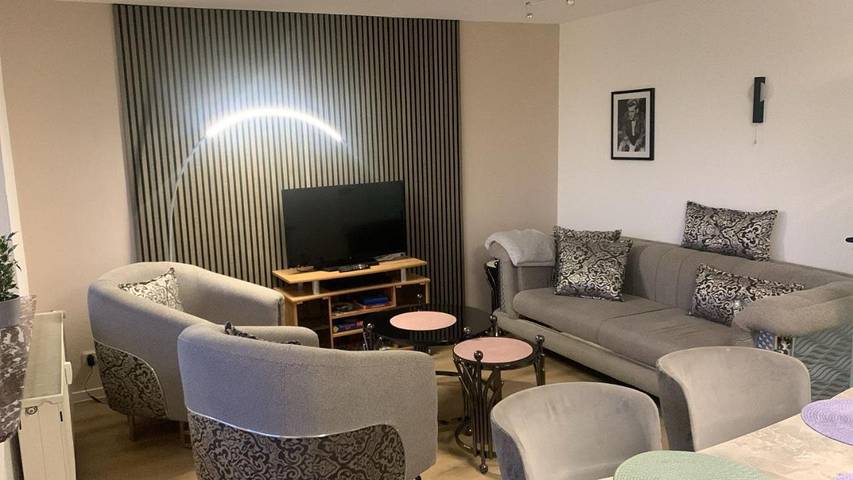 Ferienwohnung, mit Terrasse und Ausblick