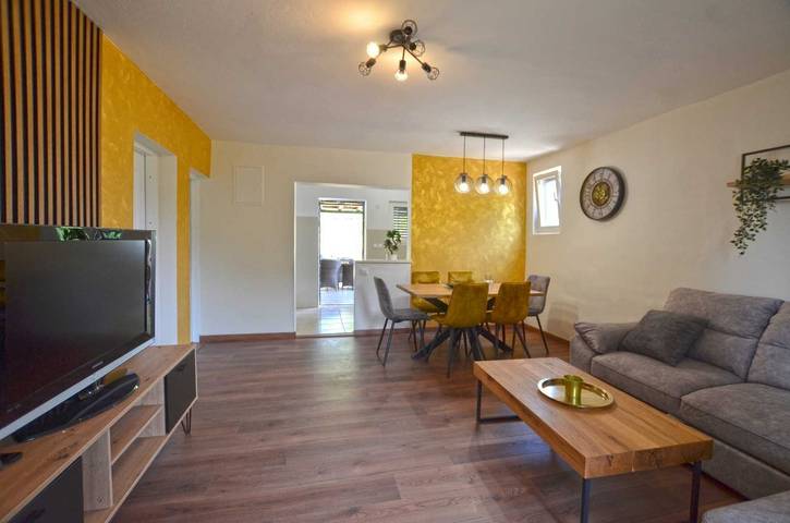 Villa für 6 Personen, mit Terrasse und Garten sowie Pool in Rovinj - 4