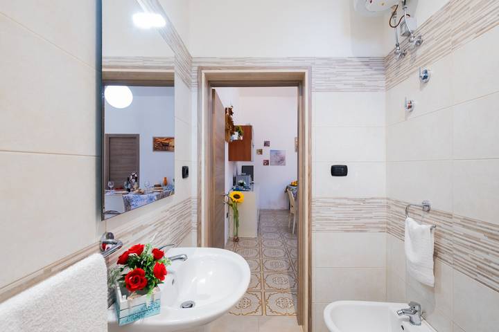 Ferienhaus 'Red Coral' mit Meerblick, Wlan und Klimaanlage in Porto Cesareo, Golf von Tarent