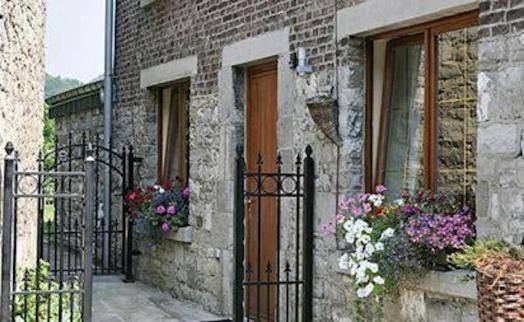 Gîte pour 2 personnes, avec terrasse dans Sy - 3