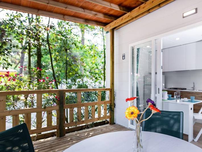 Camping Mare e Pineta - Mobilheim 2 personen - Viola (inklusive: Pool, Fitnessraum und Strandservice) in Lido di Spina, Ferrara Provinz