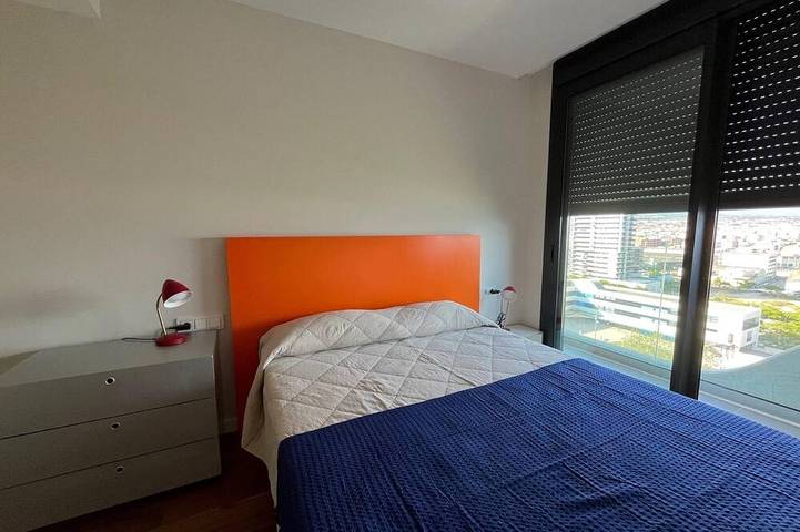 Ganze Wohnung, Apartment mit Meerblick und Infinity-Pool, ideal für Familien. in Mataró, Costa del Maresme