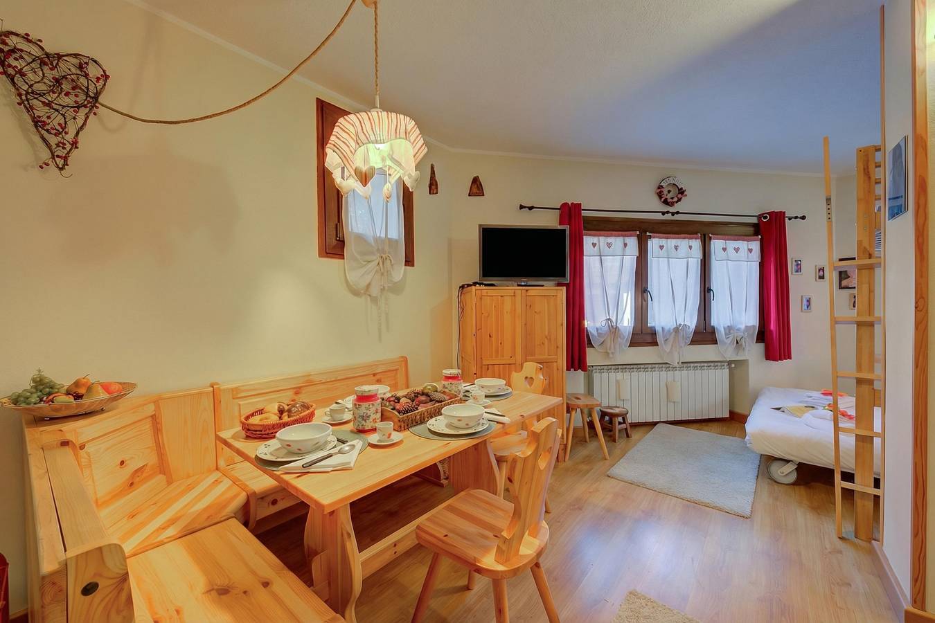 Appartamento intero, Studio Grange Nest Ski & Relax in Sauze di Cesana, Via Lattea