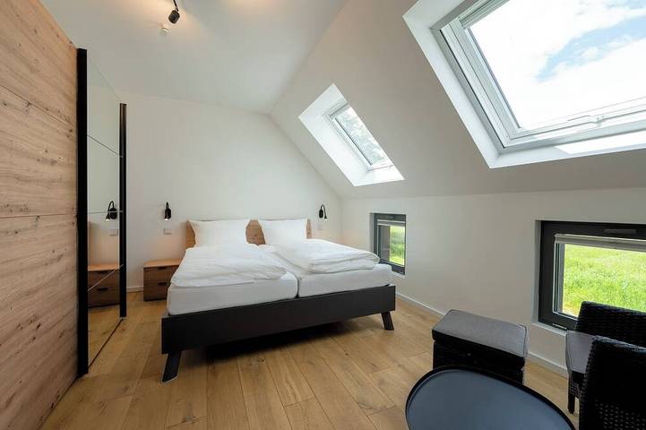 Ferienhaus für 8 Personen, mit Garten und Sauna sowie Balkon in Bergen auf Rügen - 3